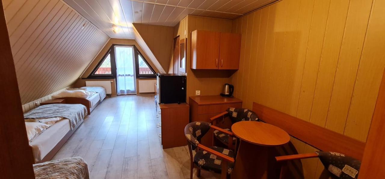 Bed and breakfast 14